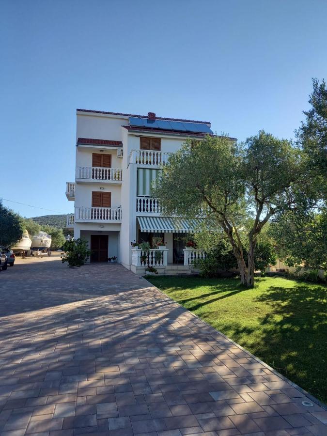 Apartments Emanuela Sukošan Dış mekan fotoğraf